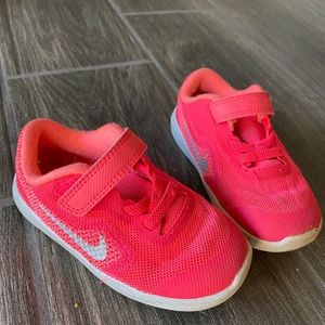 Nike shoes (toddler)